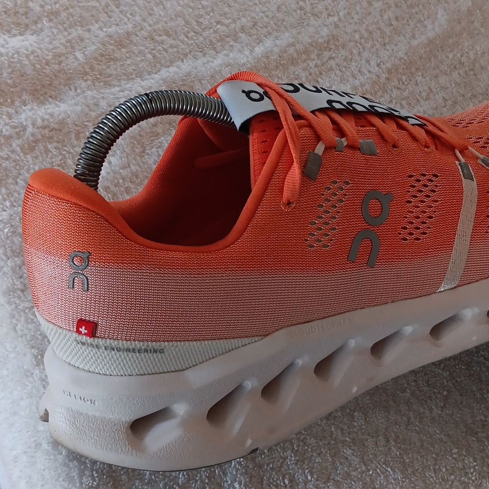 NWOT On Cloud Surfer Professional Running Shoes - Picture 14 of 16